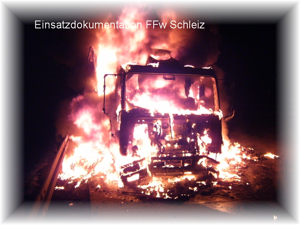 Einsatzbericht Autobahn in Flammen 14.10.2005 05101401