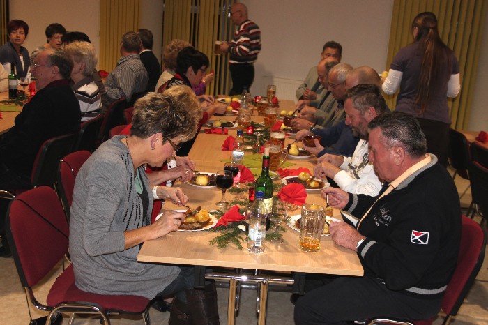 2011 Weihnachsfeier – 03.12.2011 2011 Weihnachsfeier – 03.12.2011